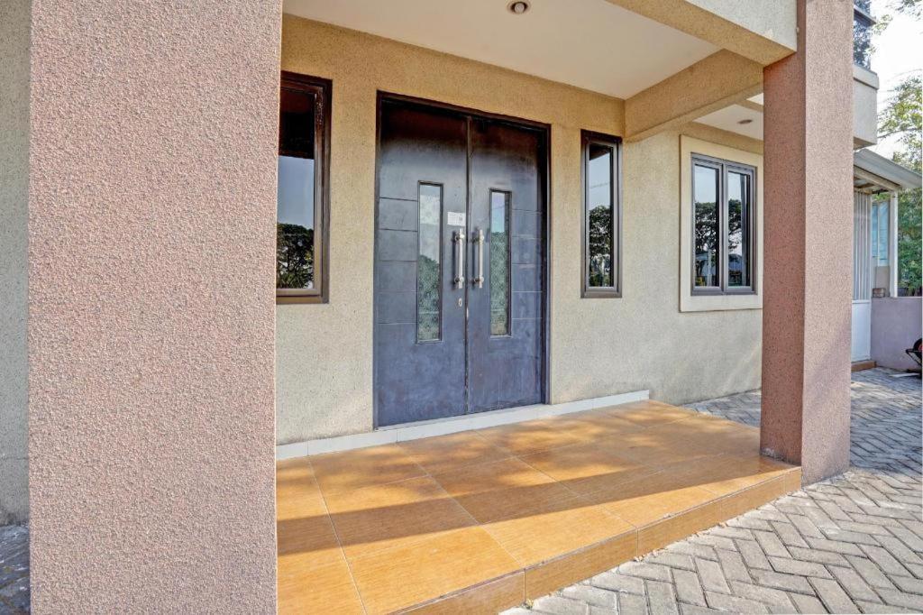 Oyo 93109 Garden Homestay 1 Tpr Сурабая Экстерьер фото